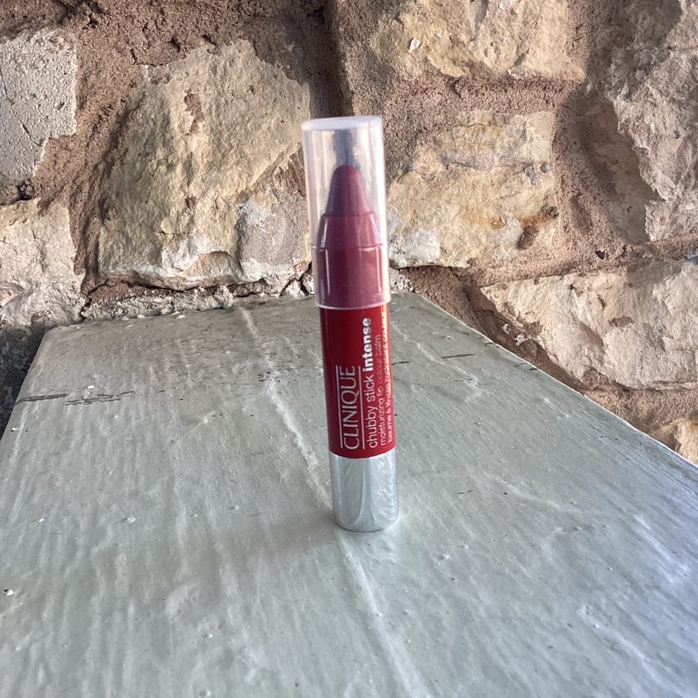 Clinique Chubby Stick Intense Lip Balm - Bold Berry